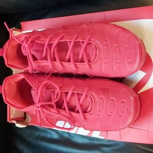 Men Red Air Vapormax Plus